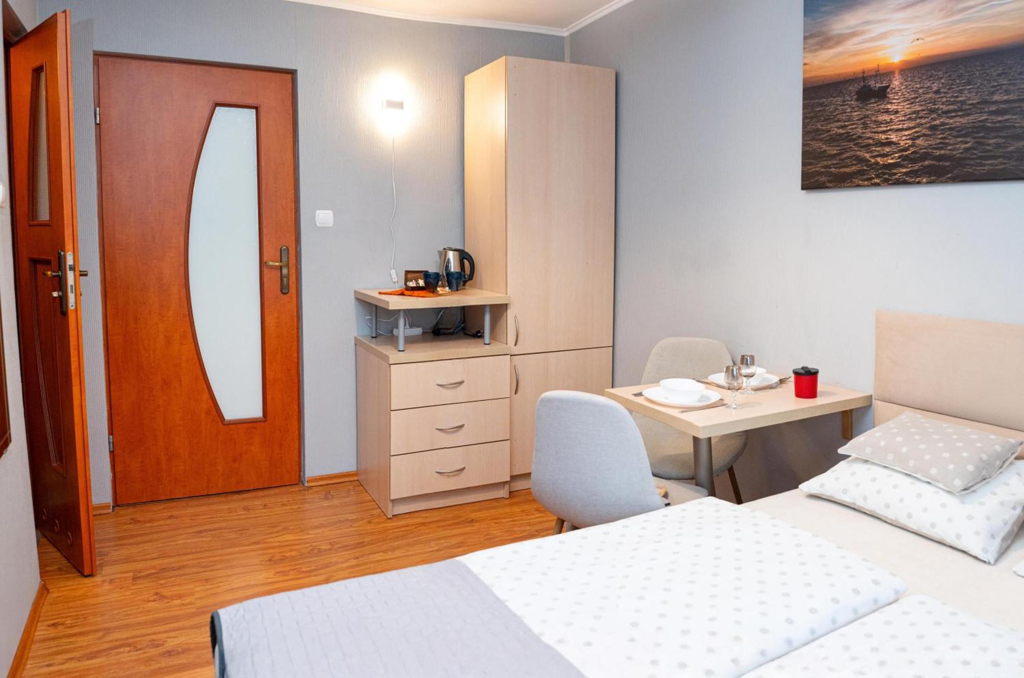 Cetniewo Pokoje I Apartamenty Władysławowo Kültér fotó